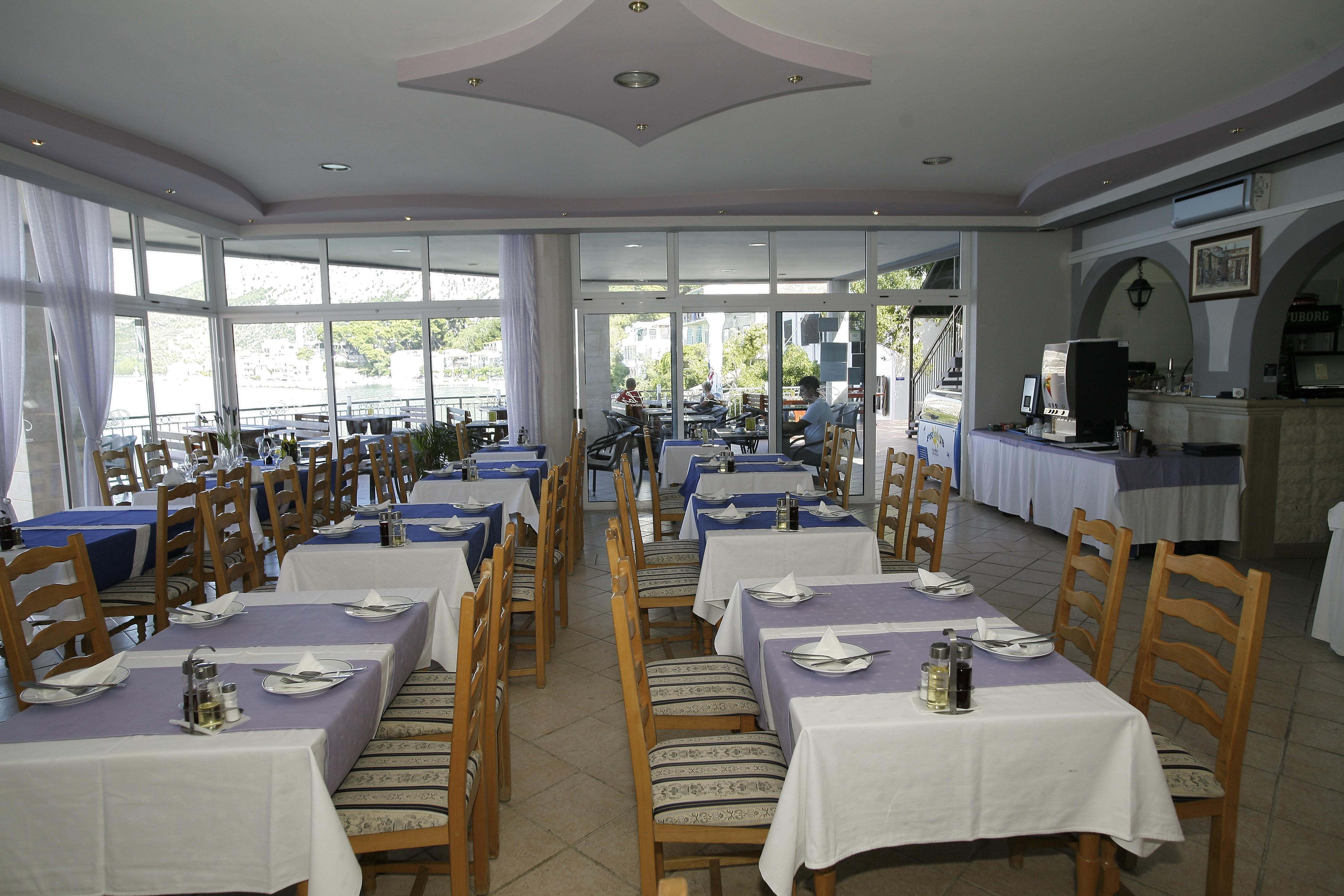Beach Hotel Hotel Drasnice