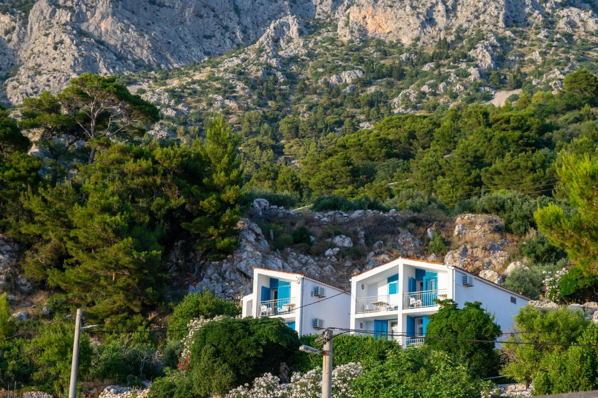 Beach Hotel Hotel